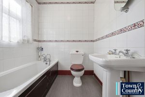 LADYSMITH AVENUE- click for photo gallery